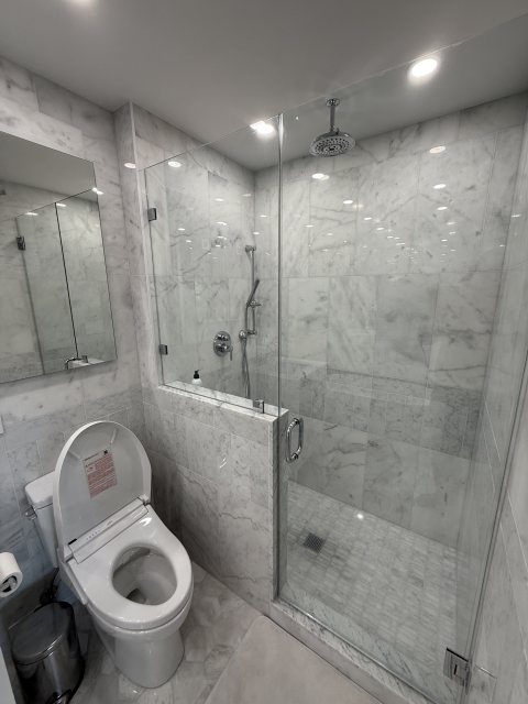 Bathrooms remodel by A&A Construction